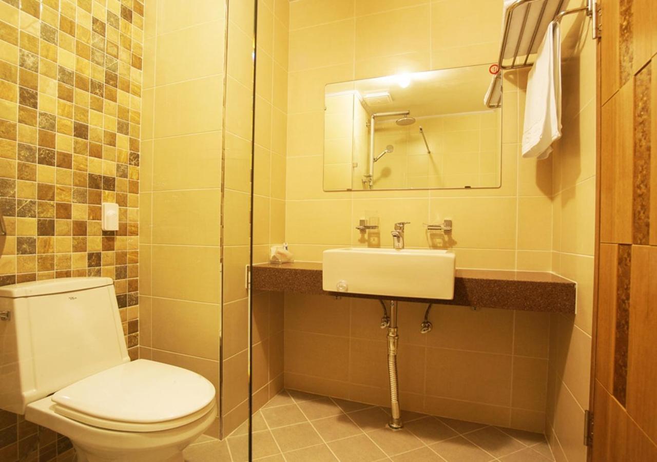 Iris Hotel Seogwipo Eksteriør billede