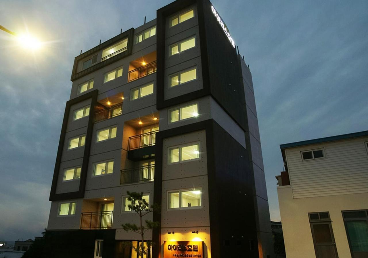 Iris Hotel Seogwipo Eksteriør billede